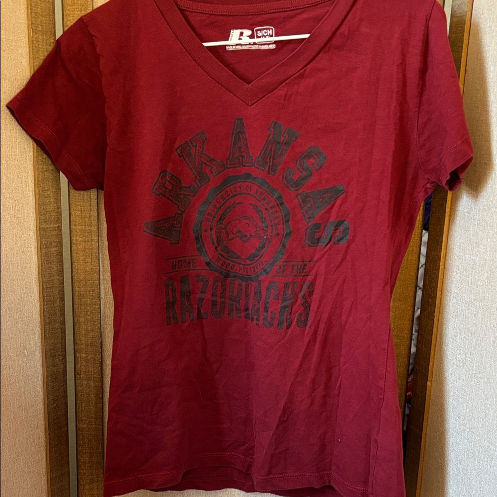 FINAL MARKDOWN RUSSELL Athletic  Arkansas Razorbacks Women's Red V-Neck Top Smal